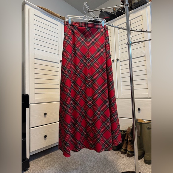 Pendleton Dresses & Skirts - NWT. Pendleton Maxi Skirt. Size 10.